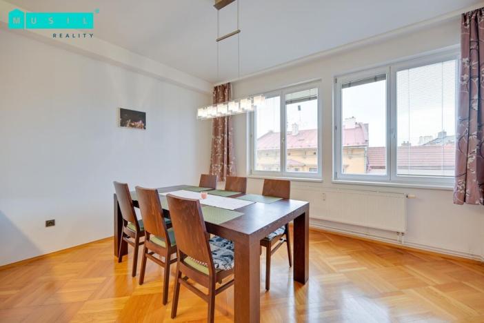 Pronájem bytu 3+1, Olomouc, Dolní náměstí, 100 m2