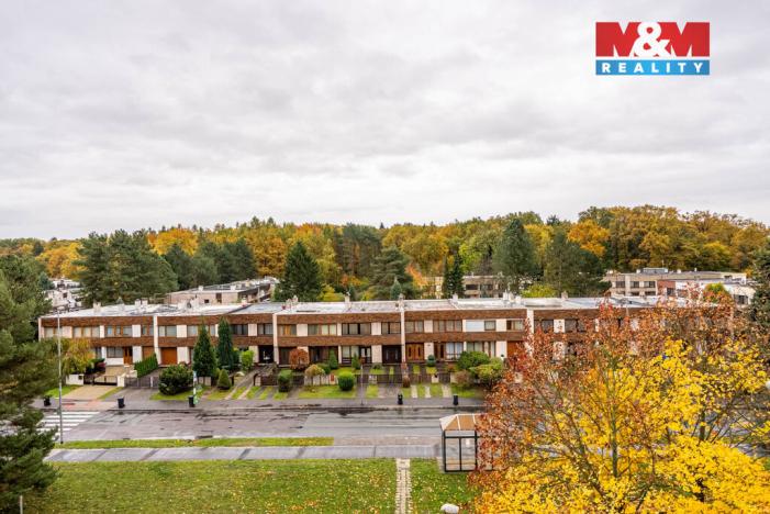 Prodej bytu 3+1, Pardubice - Studánka, Bartoňova, 69 m2