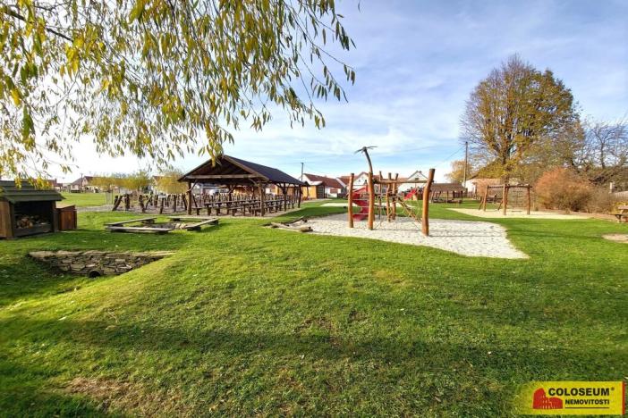 Prodej rodinného domu, Jemnice - Panenská, 200 m2