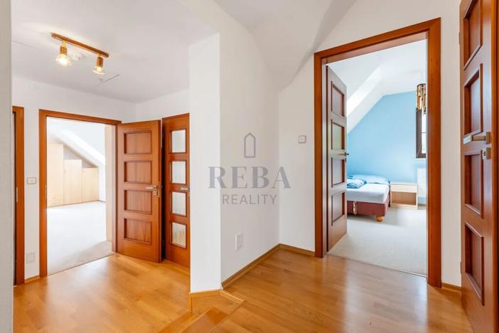 Prodej rodinného domu, Cheb, Tichá, 200 m2