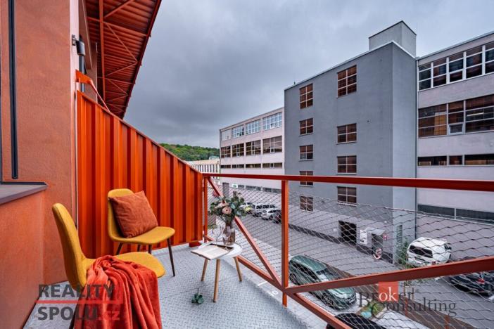 Pronájem bytu 3+kk, Praha - Vysočany, Kolbenova, 67 m2