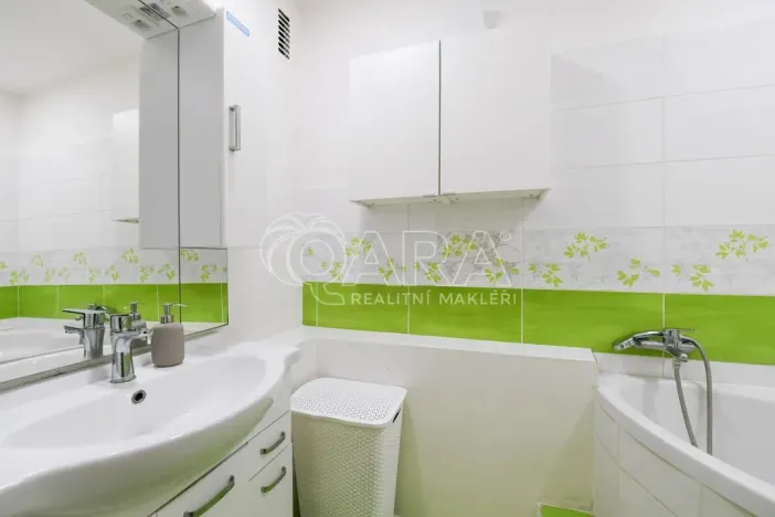 Prodej bytu 2+1, Praha - Letňany, Vítkovická, 48 m2