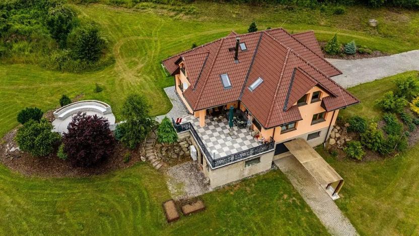 Prodej rodinného domu, Buš, 271 m2