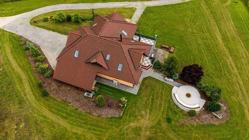 Prodej rodinného domu, Buš, 271 m2