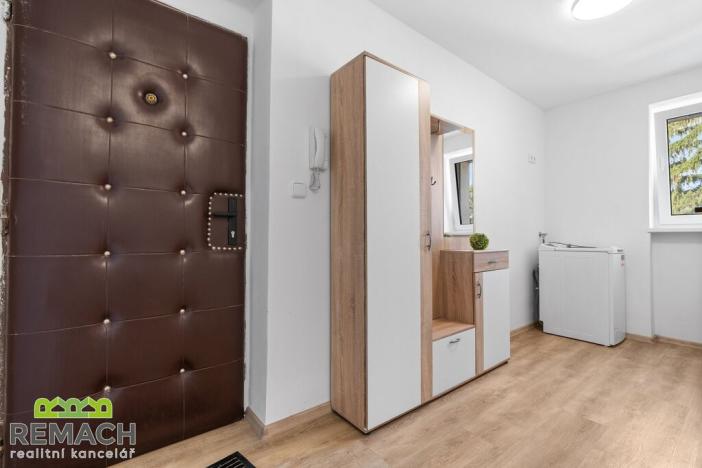 Pronájem bytu 2+1, Staré Město, Zerzavice, 61 m2