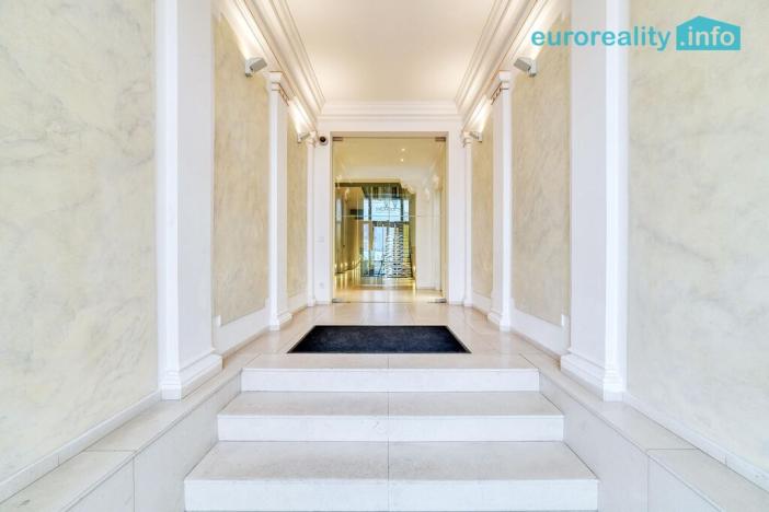 Pronájem bytu 2+kk, Mariánské Lázně, Masarykova, 80 m2