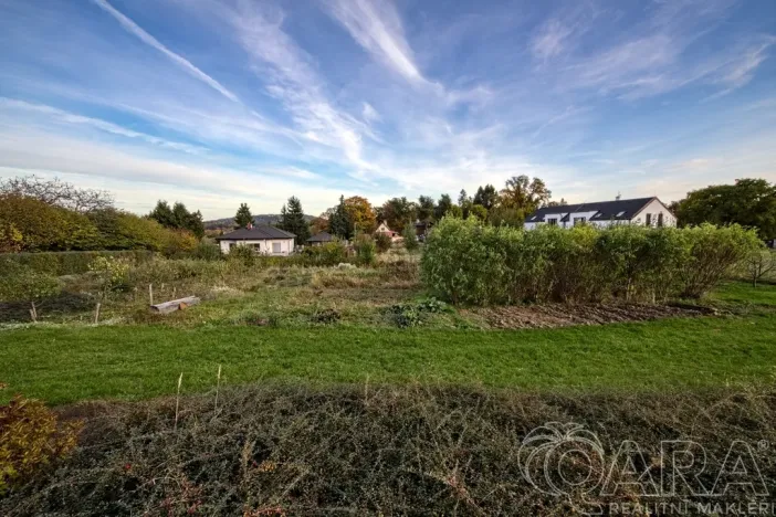 Prodej pozemku pro bydlení, Kamenice, 1421 m2