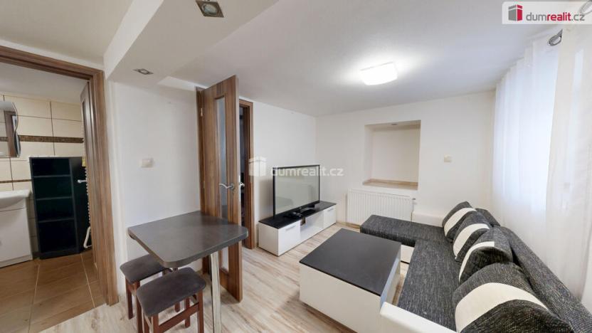 Pronájem bytu 2+kk, Vítkov, Hřbitovní, 26 m2