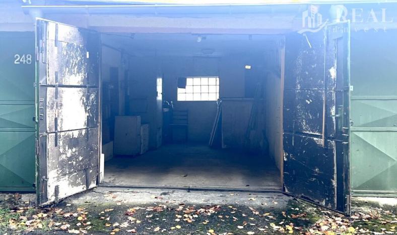 Prodej garáže, Chomutov, Bezručova, 19 m2