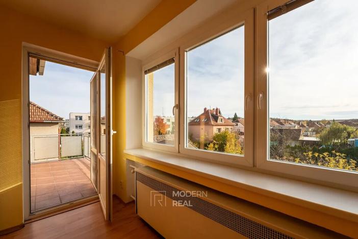 Prodej rodinného domu, Hustopeče, Komenského, 208 m2