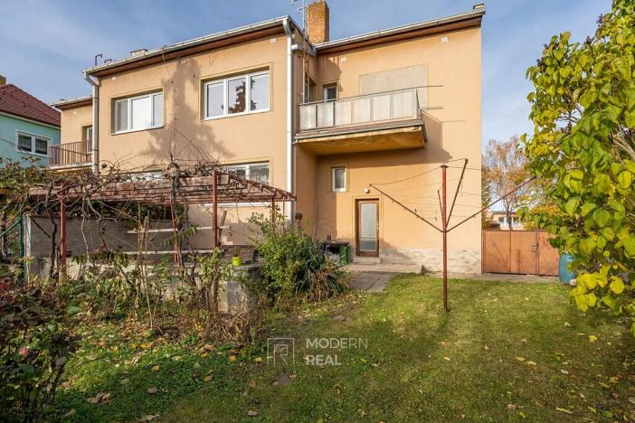 Prodej rodinného domu, Hustopeče, Komenského, 208 m2