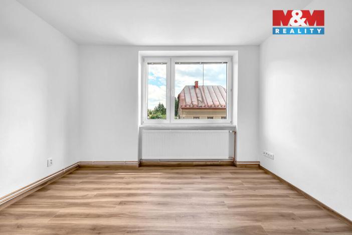 Prodej bytu 3+1, Červený Kostelec - Lhota za Červeným Kostelcem, 17. listopadu, 69 m2