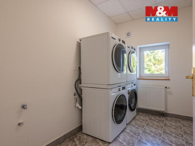 Pronájem atypického bytu, Divišov, Dalovská, 14 m2