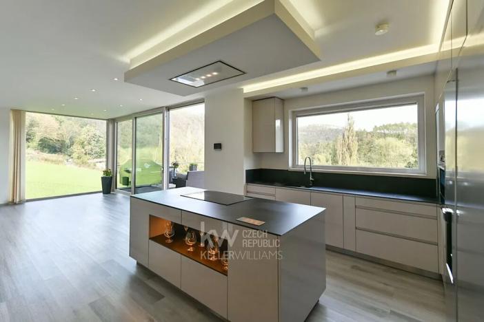 Prodej rodinného domu, Solenice, 190 m2