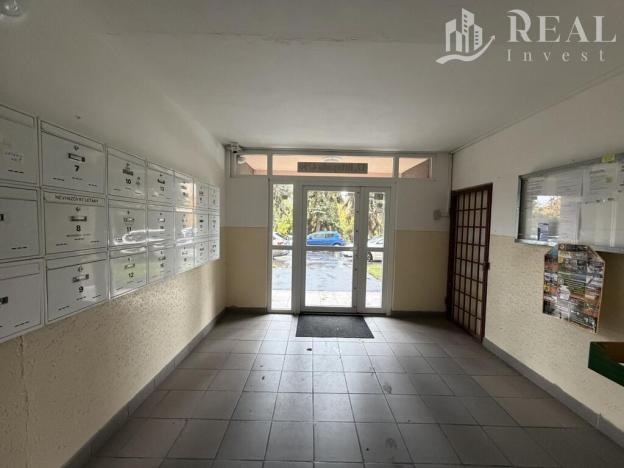 Pronájem bytu 1+1, Chomutov, Holešická, 35 m2