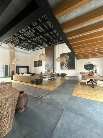 Prodej rodinného domu, Palma de Mallorca, Španělsko, Plaça de la Porta de Santa Catalina, 323 m2