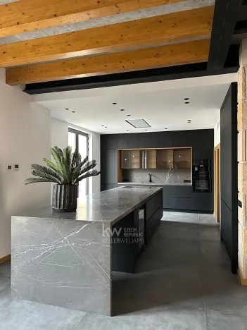 Prodej rodinného domu, Palma de Mallorca, Španělsko, Plaça de la Porta de Santa Catalina, 323 m2