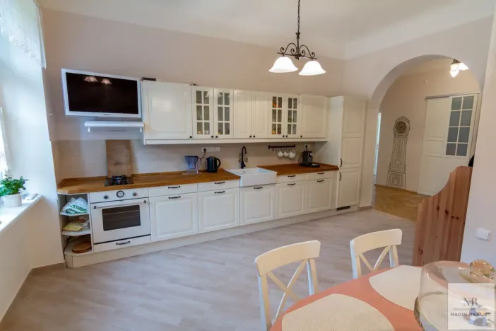 Pronájem bytu 3+1, Karlovy Vary, Krále Jiřího, 130 m2