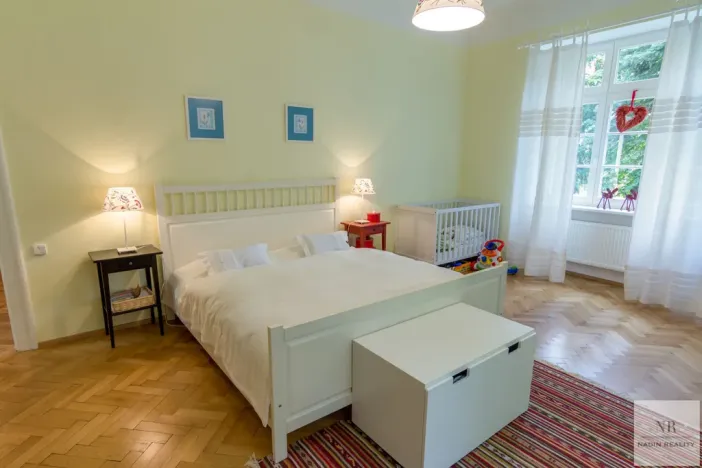 Pronájem bytu 3+1, Karlovy Vary, Krále Jiřího, 130 m2