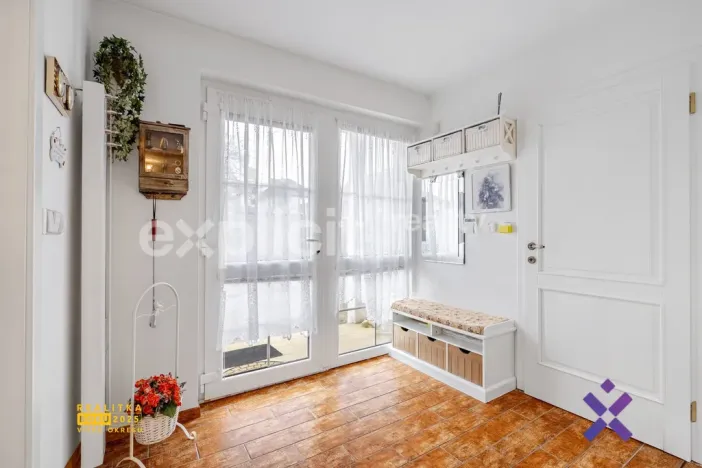 Prodej rodinného domu, Provodov, 234 m2