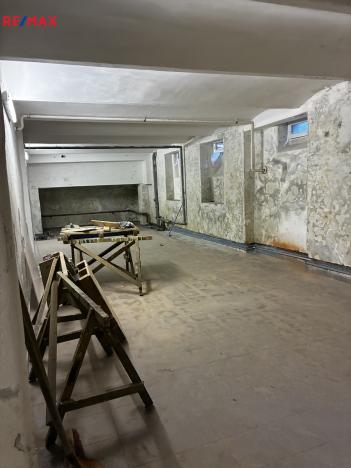 Prodej skladu, Karlovy Vary, Moravská, 75 m2