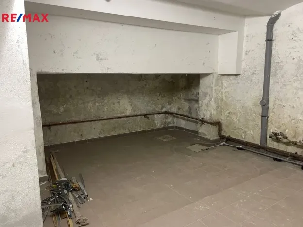 Prodej skladu, Karlovy Vary, Moravská, 75 m2