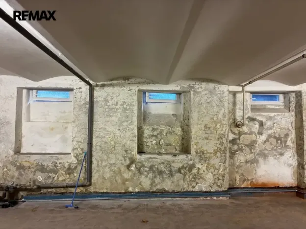 Prodej skladu, Karlovy Vary, Moravská, 75 m2