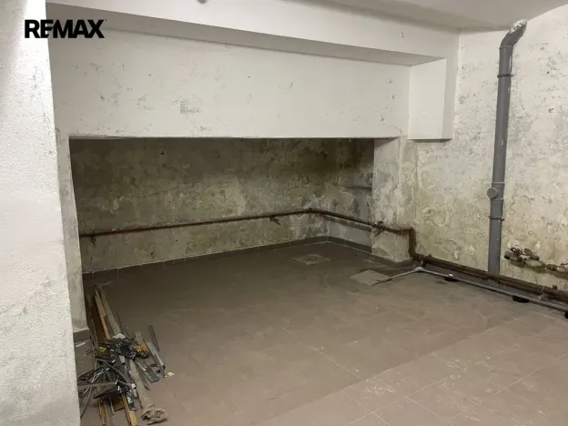 Prodej skladu, Karlovy Vary, Moravská, 75 m2