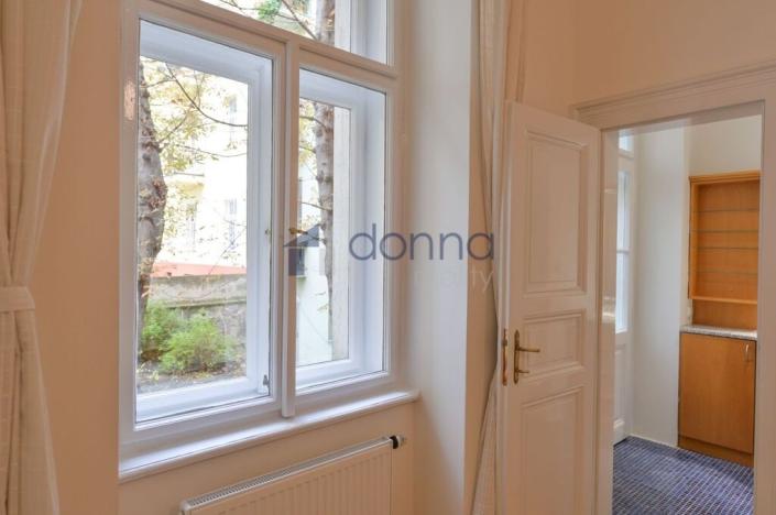 Pronájem bytu 3+kk, Praha, Mánesova, 118 m2