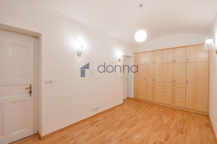 Pronájem bytu 3+kk, Praha, Mánesova, 118 m2