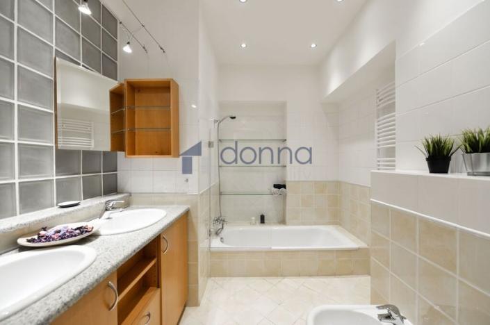 Pronájem bytu 3+kk, Praha, Mánesova, 118 m2