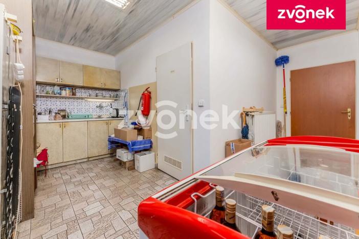 Prodej komerční nemovitosti, Chropyně, Masarykova, 800 m2