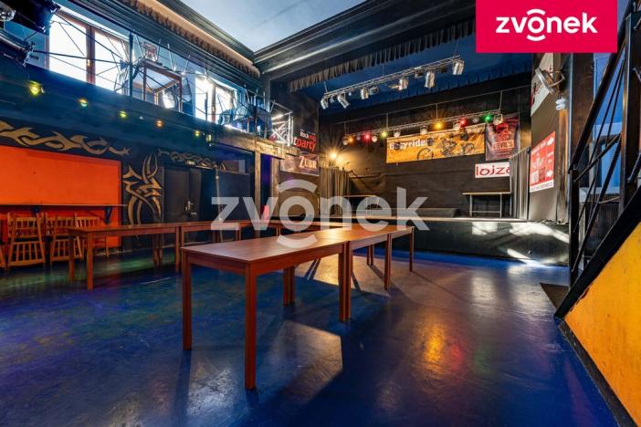 Prodej komerční nemovitosti, Chropyně, Masarykova, 800 m2