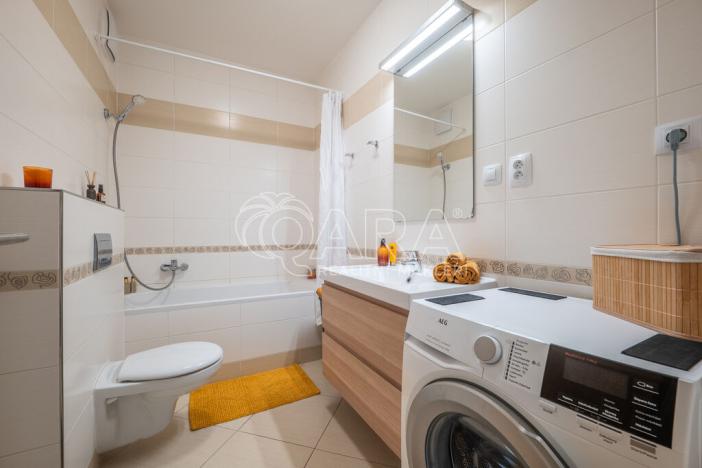 Prodej bytu 2+kk, Praha - Horní Měcholupy, Modenská, 66 m2