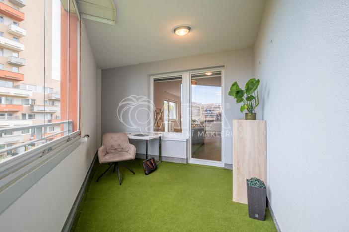 Prodej bytu 2+kk, Praha - Horní Měcholupy, Modenská, 66 m2