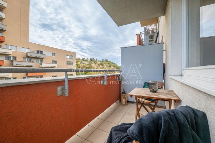 Prodej bytu 2+kk, Praha - Horní Měcholupy, Modenská, 66 m2