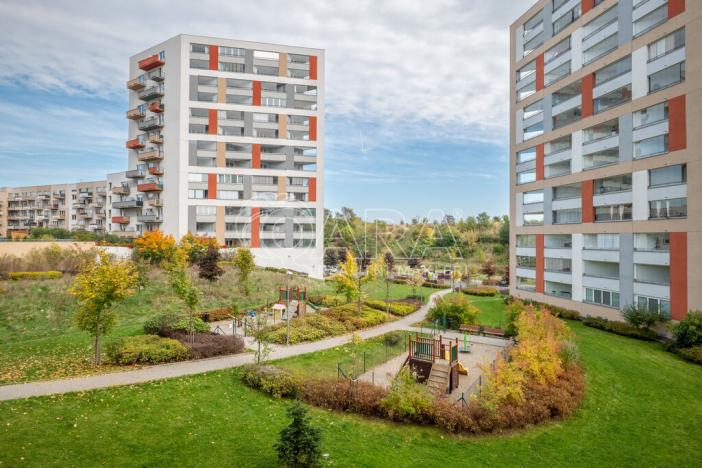 Prodej bytu 2+kk, Praha - Horní Měcholupy, Modenská, 66 m2