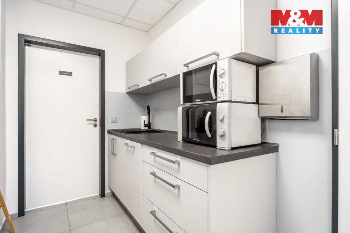 Pronájem kanceláře, Děčín - Děčín II-Nové Město, Benešovská, 320 m2