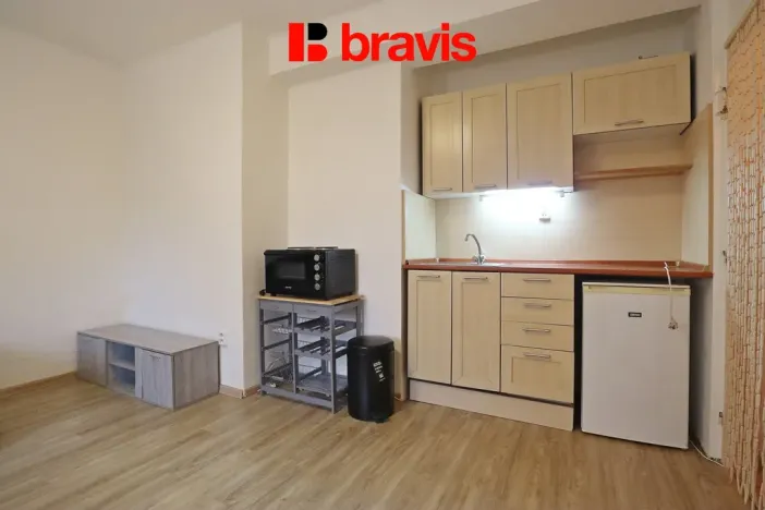Pronájem bytu 1+kk, Brno, Podpísečná, 25 m2