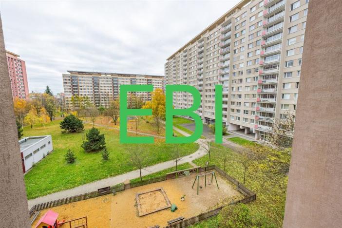 Prodej bytu 3+1, Praha, Hrubého, 65 m2