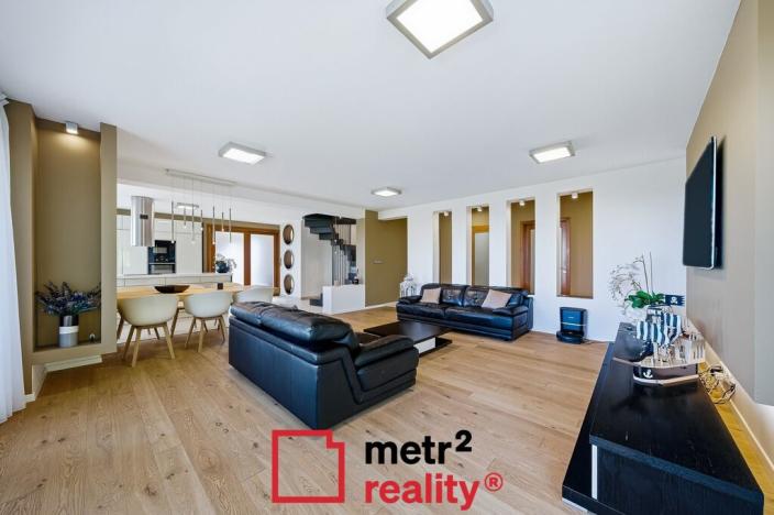 Prodej rodinného domu, Slatinky, 258 m2