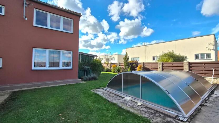 Prodej rodinného domu, Jenštejn, Zlatnická, 137 m2