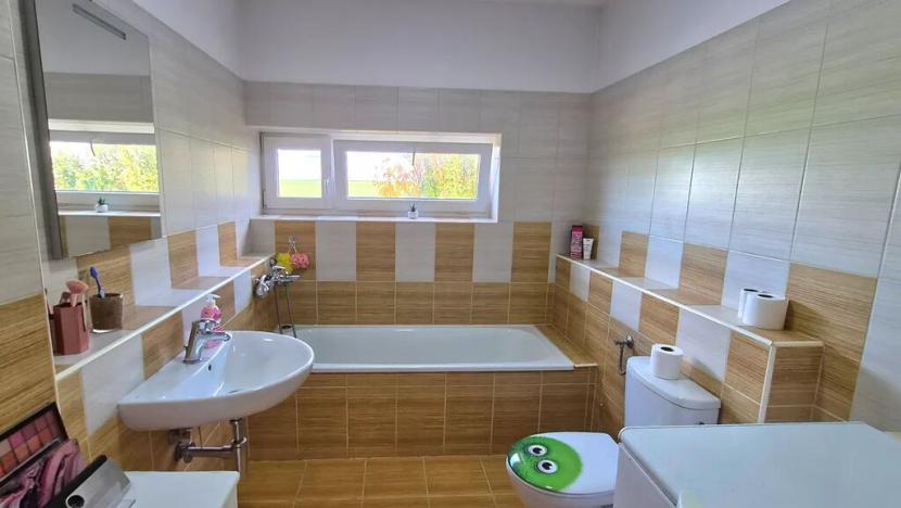 Prodej rodinného domu, Jenštejn, Zlatnická, 137 m2