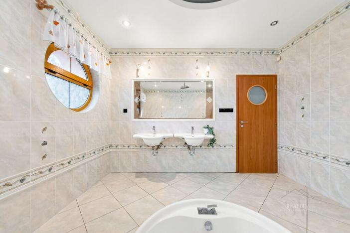 Prodej rodinného domu, Strančice - Všechromy, 295 m2