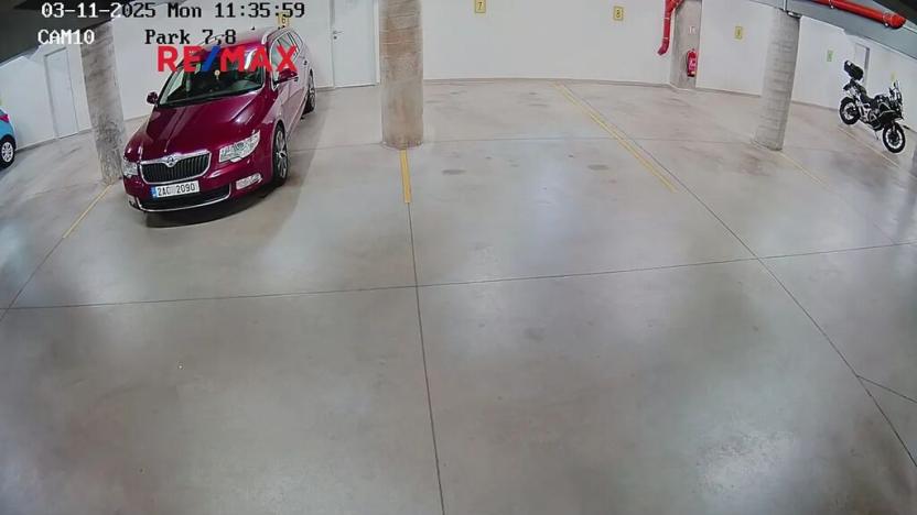 Pronájem garážového stání, Kolín, Antonína Dvořáka, 4 m2