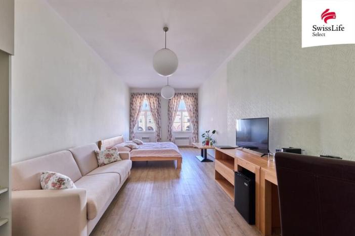 Prodej ubytování, Nové Město nad Metují, Husovo náměstí, 927 m2