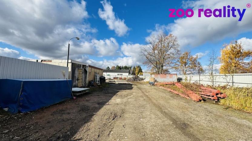 Prodej komerčního pozemku, Lišov, 3904 m2