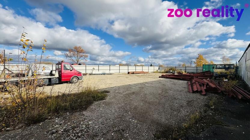 Prodej komerčního pozemku, Lišov, 3904 m2