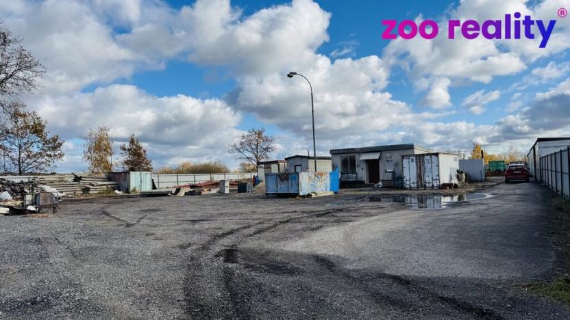 Prodej komerčního pozemku, Lišov, 3904 m2