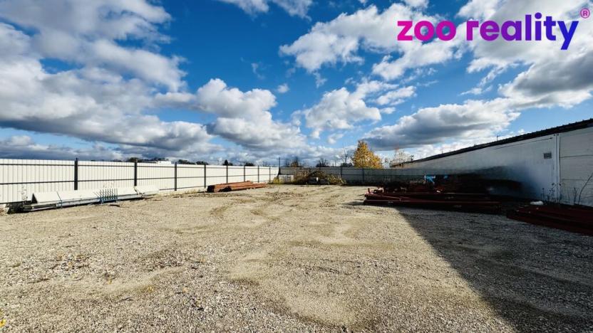 Prodej komerčního pozemku, Lišov, 3904 m2